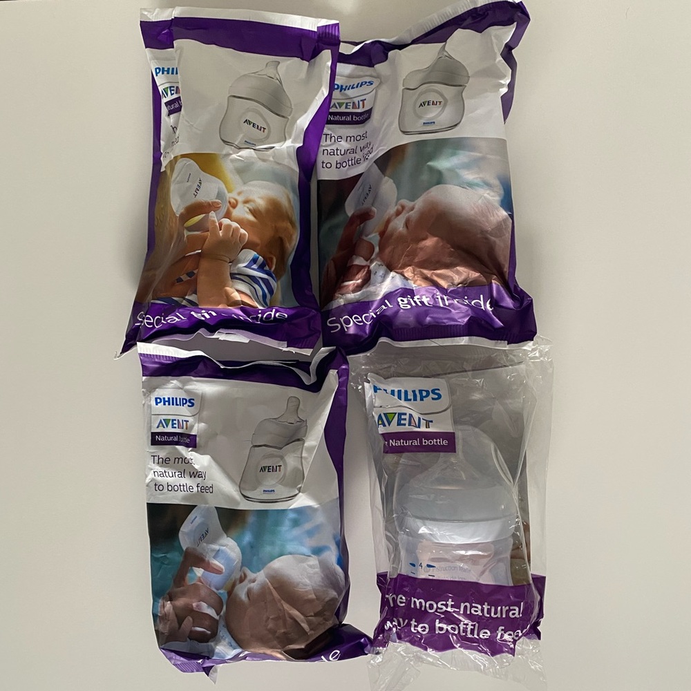Lot of 4 Philips Advent 4oz Natural Bottles
